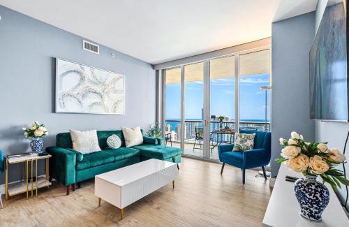 Hallandale Beach Apartment | Ocean Views - Pool & Gym - Pet Friendly - Close to Beach