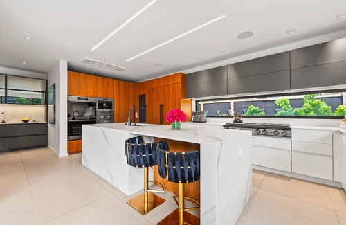 'Aina Haina House | Ocean Villa Emilie by Gather: Private Gym, Pool & Designer Interiors