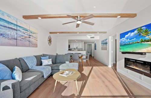 North Pacific Beach Condo | Oceanfront Paradise with Sunset Balcony, Pool, Spa, Beach Access & Parking