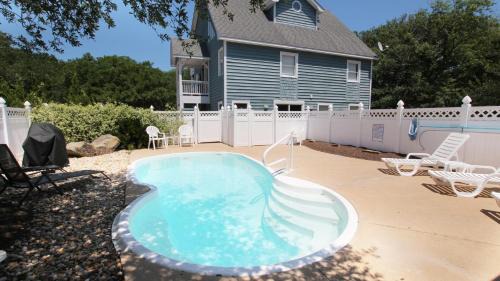 Tuckahoe House | Oceanside, Private Pool, Walking distance to town of Duck, Foosball, T3, Bella Vita