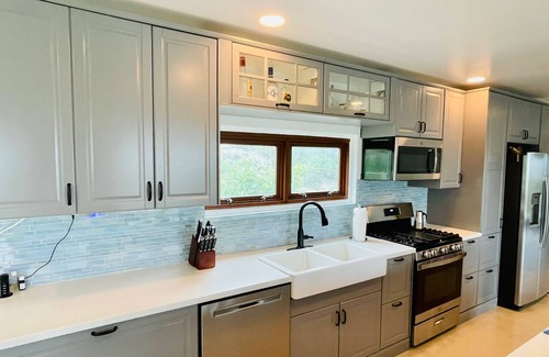 Carenero House | Oceanview 3BR COR-TEN House - w/view of Gilligan's Island