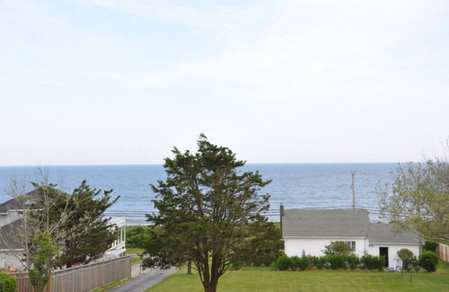 Montauk Apartment | Oceanview Studio 6, Twin Pond walk to Town/Beach Pass