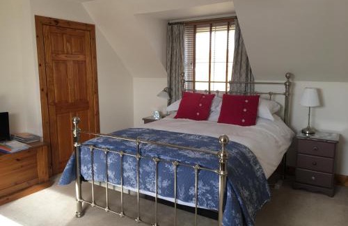 Isleornsay Bed & Breakfast | Off The Hill B&B