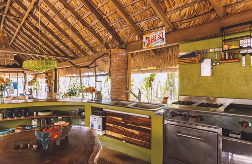 El Cacalote House | OffGrid SuperAbode Domes In Front of the Ocean with Pool near Roca Blanca