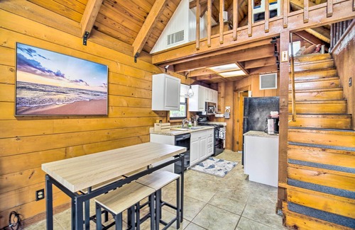 Okeechobee Cabin | Okeechobee Cabin in Waterfront Community w/Dock!