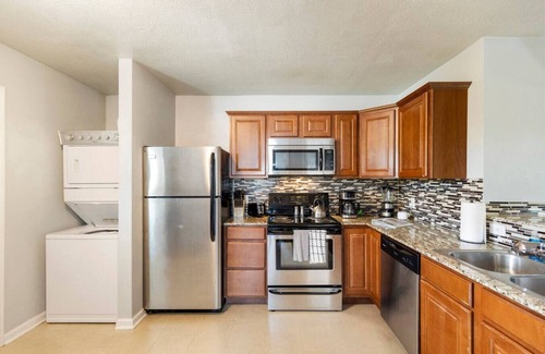 Stillwater Apartment | Oklahoma State University Unit 6 blocks to the stadium