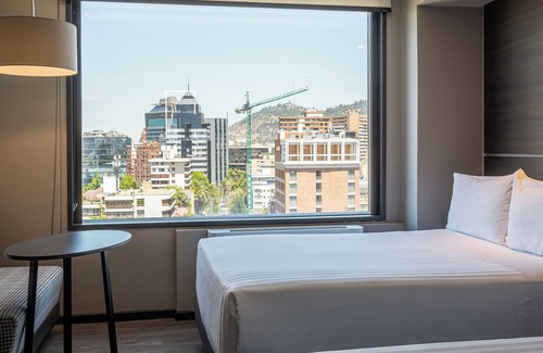 Providencia Hotel | Ola Santiago Providencia, Tapestry Collection by Hilton