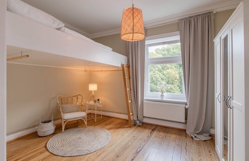Eppendorf Apartment | Old building apartment for up to 4 persons "SCHUTE" in Eppendorf - 4th floor