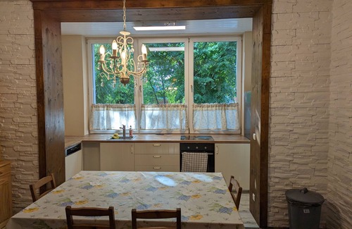 Marienfelde Apartment | Old building charm meets modernity