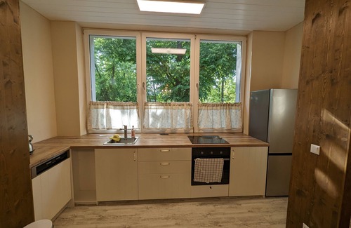 Marienfelde Apartment | Old building charm meets modernity