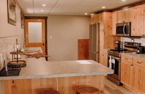 Cardston County Other | Old Chief Bunkhouse - ranch with views of Chief Mountain