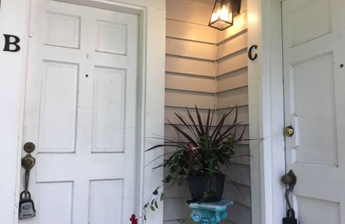 Old East Hill House | Old East Hill Hideaway