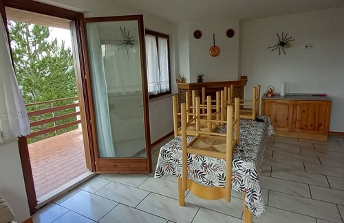 Frontignano Apartment | Old Path Apartment