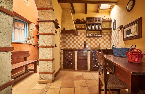 Fasnia Cottage | Old school from (Old School from) 1840 Wifi