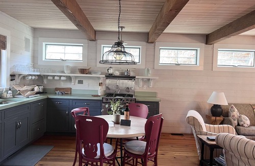 Basalt Cottage | Old Town Basalt Guest House