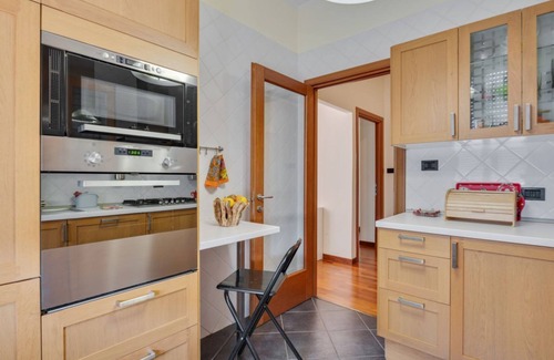 Oltretorrente Apartment | Oltretorrente Quiet Apartment - con Balconi!