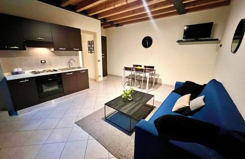 Pavia House | OMA Residence