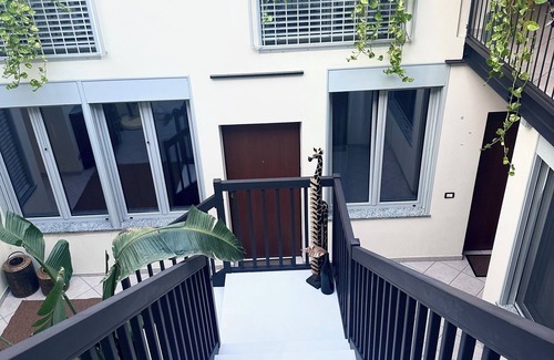 Pavia House | OMA Residence