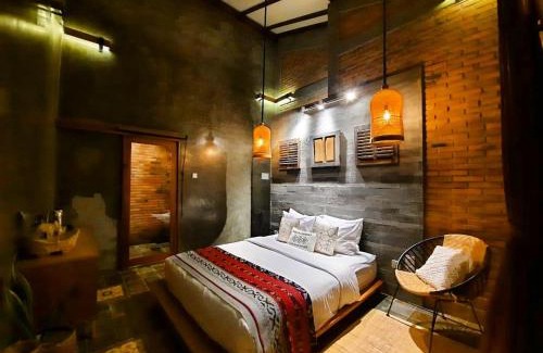 Watukarung House | Oma Watu Inn