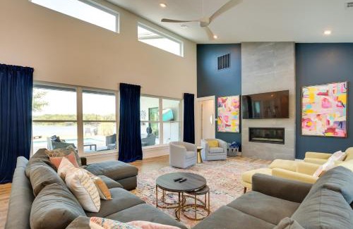 Malakoff House | On Cedar Creek Reservoir Malakoff Home with Pool!