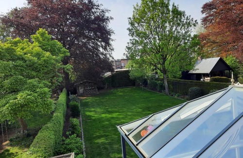 Mortsel Apartment | On our way to Antwerp, first stop