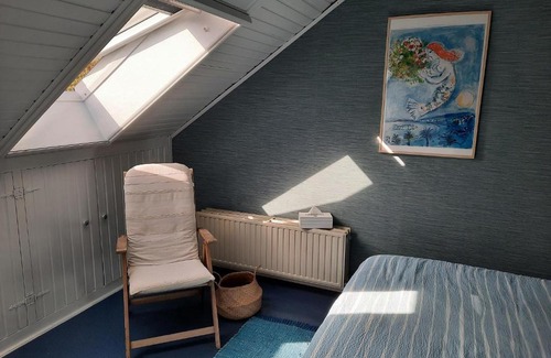 Mortsel Apartment | On our way to Antwerp, first stop