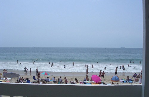 Misquamicut Condo | ON THE BEACH 2 bed 1 bath 350 feet of private beach on Misquamicut Beach