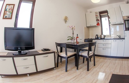 Rafajlovici Apartment | One bedroom apartment with sea view "Lumiere"