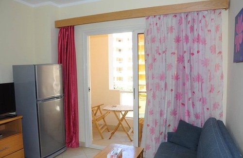 Corniche Road-Dahar Apartment | One-bedroom apartment on the Red Sea in Hurghada with pool and beach