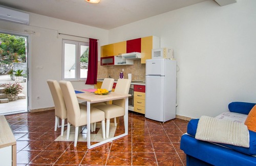 Dubrava Apartment | One bedroom apartment near beach Luka Dubrava, Pelješac (A-24568-c)