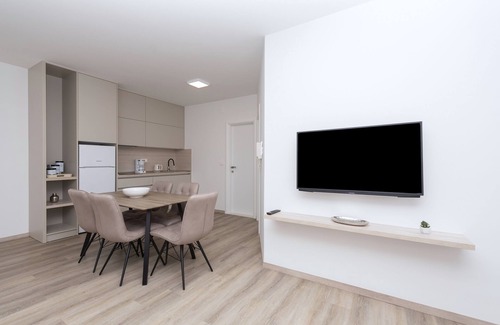 Donja luka Apartment | One bedroom apartment with terrace Makarska (A-19134-d)