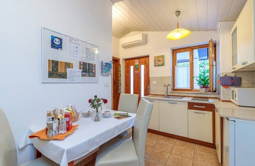 Oprtalj Apartment | One bedroom apartment A2 in Central Istria