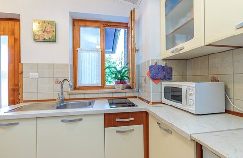 Oprtalj Apartment | One bedroom apartment A2 in Central Istria