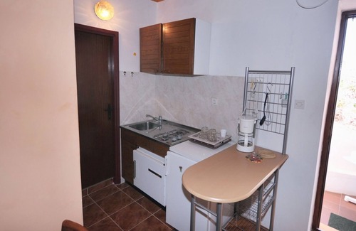 Metajna Apartment | One bedroom apartment with terrace Metajna, Pag (A-6421-c)