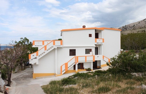 Metajna Apartment | One bedroom apartment with terrace Metajna, Pag (A-6421-c)