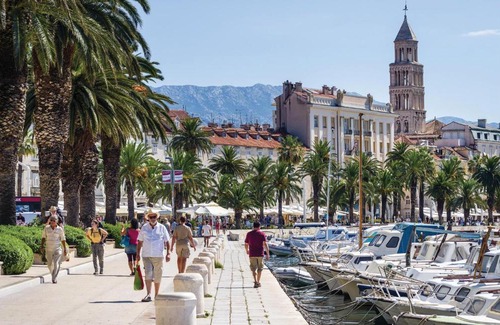 Kamen Apartment | One-Bedroom Apartment in Split