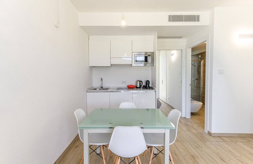 La Pelosa Apartment | One bedroom apartment Premium (4 people)-Capo Falcone Charming Apartments