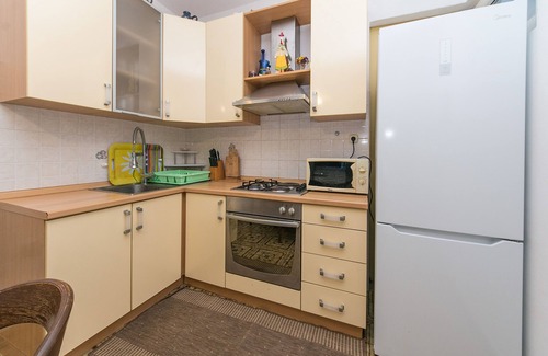 Brist Apartment | One bedroom apartment near beach Brist, Makarska (A-15714-c)