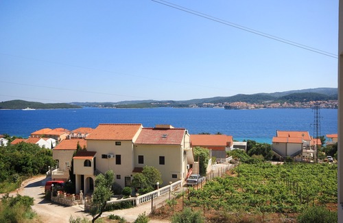 Kuciste Apartment | One bedroom apartment with terrace and sea view Kučište - Perna, Pelješac (A-10161-d)