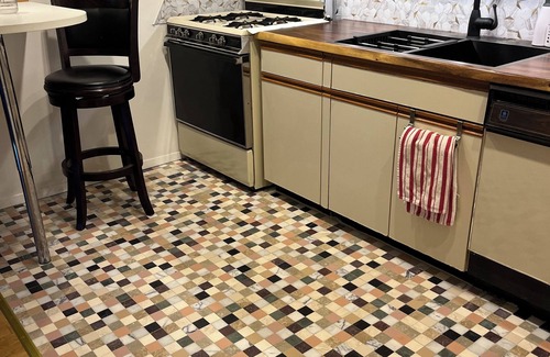 Bay Ridge Apartment | One Bedroom condo in a nice neighborhood, for long term stay