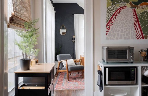 Kessler Apartment | One bedroom urban hideaway right in the middle of bustling Dallas