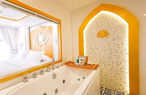 Ayutthaya Hotel | One Dhatu Ayutthaya Premium Homestay