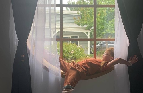 Tyabb Cottage | One of a kind - FarmStay 'Maple Cottage' on Melbournes' Mornington Peninsula