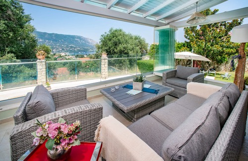 Kato Korakiana Villa | Oneirodromio by White Dream Villas