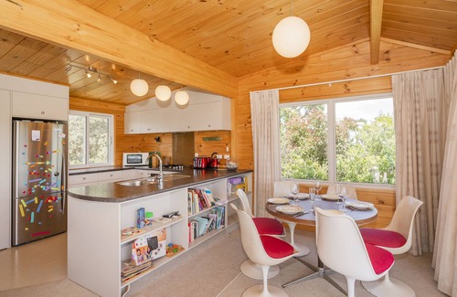 Onemana House | Onemana Lookout - Onemana Holiday Home