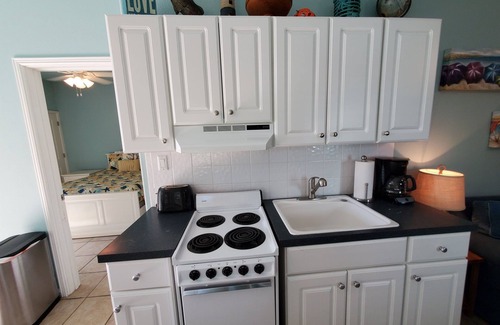 Sand Point House | ONLY In-Town Neighborhood w/Restaurant, Bar, Pool/Hot Tub, Beach & Cart Access