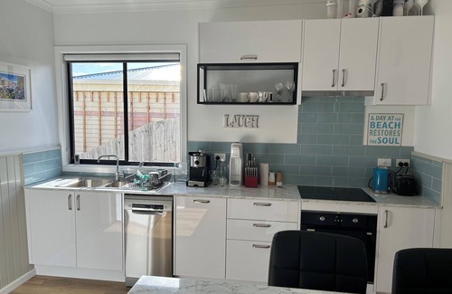 Opossum Bay House | Opossum Bay - On The Waters Edge