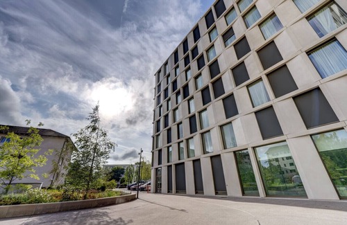 Glattbrugg Apartment | Optimum Apartment Nordic Blue