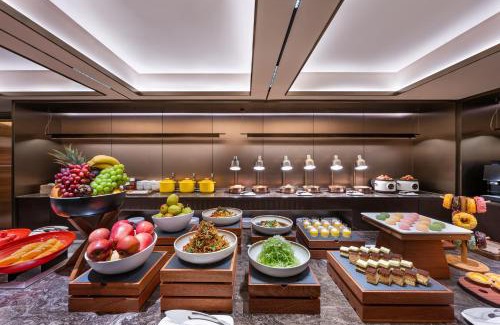 Qingdao City Center Hotel | Orange Crystal Qingdao May Fourth Square Olympic Sailing Center Hotel