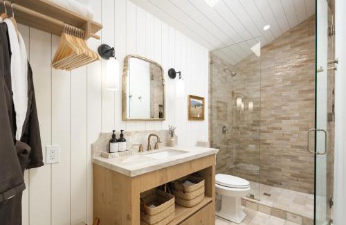 Julian Hotel | Orchard Hill